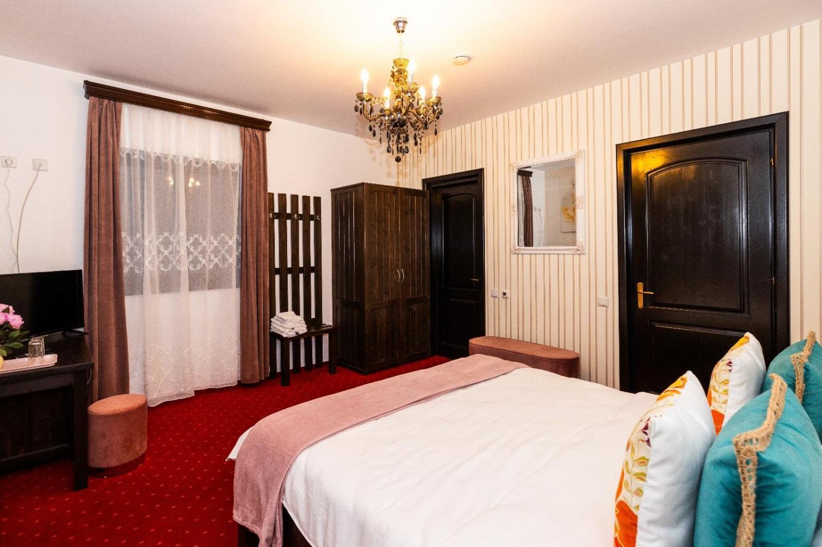 Vila Luca-Hotel Şirnea 외부 사진